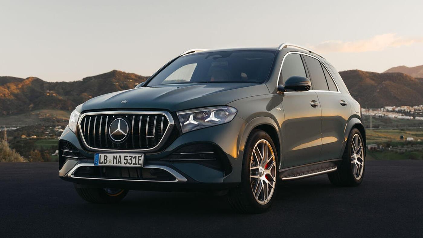Mercedes GLE yenilendi: 577 beygirlik AMG ve dev ekranlı yeni iç mekân